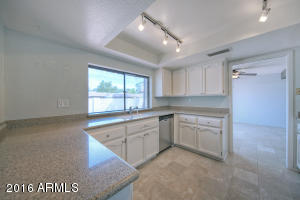 4710 E Ardmore Rd, Phoenix, AZ 85044 photo 9