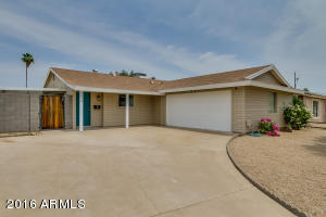 3844 E Sheena Dr, Phoenix, AZ 85032 photo 3