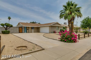 3844 E Sheena Dr, Phoenix, AZ 85032 photo 1