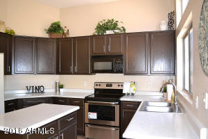 348 E Mesquite St, Gilbert, AZ 85296 photo 3