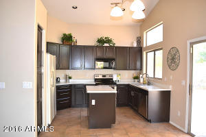 348 E Mesquite St, Gilbert, AZ 85296 photo 4