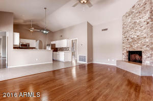 4032 E Rosemonte Dr, Phoenix, AZ 85050 photo 13