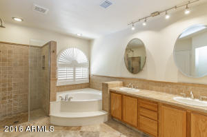2610 E Arabian Dr, Gilbert, AZ 85296 photo 16