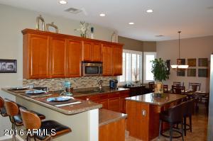 1317 E Clark Dr, Gilbert, AZ 85297 photo 5