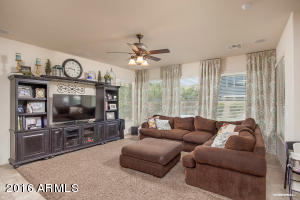 3566 E Amber Ln, Gilbert, AZ 85296 photo 5