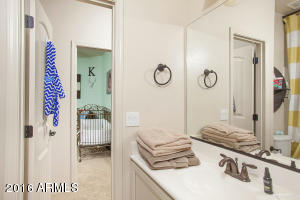 3566 E Amber Ln, Gilbert, AZ 85296 photo 15