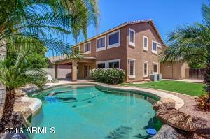 954 S Oak St, Gilbert, AZ 85233 photo 1
