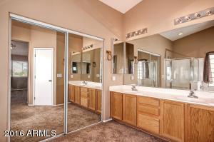 954 S Oak St, Gilbert, AZ 85233 photo 27