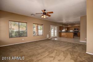 954 S Oak St, Gilbert, AZ 85233 photo 8