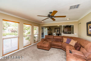 5137 E Toniko Dr, Phoenix, AZ 85044 photo 6
