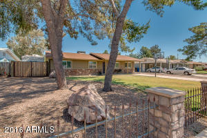 133 E Juniper Ave, Gilbert, AZ 85234 photo 3