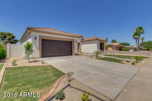 2220 E Karen Dr, Phoenix, AZ 85022 photo 2