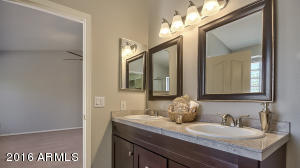 4512 E Mossman Rd, Phoenix, AZ 85050 photo 23