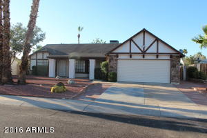 1102 E Kerry Ln, Phoenix, AZ 85024 photo 1