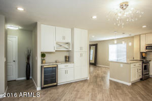 3915 E Potter Dr, Phoenix, AZ 85050 photo 7