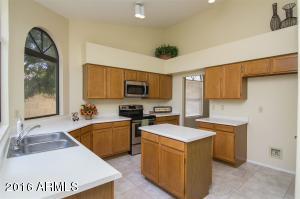 614 E Hearne Way, Gilbert, AZ 85234 photo 12