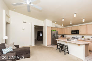 1882 E Tremaine Ave, Gilbert, AZ 85234 photo 3