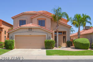 4526 E Amberwood Dr, Phoenix, AZ 85048 photo 1