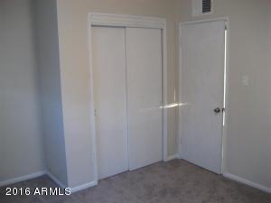 5643 N 19th Dr, Phoenix, AZ 85015 photo 2