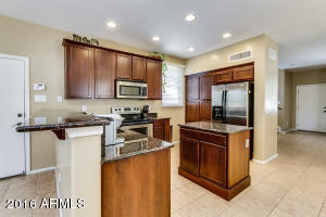 5639 S 23rd Pl, Phoenix, AZ 85040 photo 3