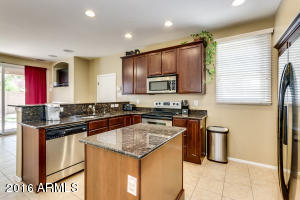 5639 S 23rd Pl, Phoenix, AZ 85040 photo 4