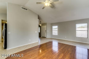 1345 Escuda Dr, Phoenix, AZ 85024 photo 9