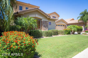 2458 E Lodgepole Dr, Gilbert, AZ 85298 photo 2