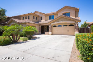 2458 E Lodgepole Dr, Gilbert, AZ 85298 photo 1