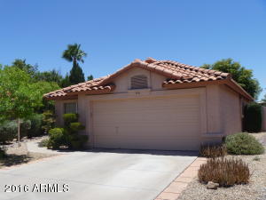 841 S Cancun Dr, Gilbert, AZ 85233 photo 1