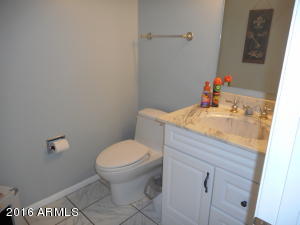 2921 E Fairmount Ave, Phoenix, AZ 85016 photo 10