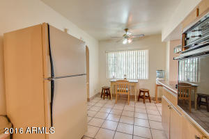 2237 E Sells Dr, Phoenix, AZ 85016 photo 9