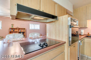 2237 E Sells Dr, Phoenix, AZ 85016 photo 8