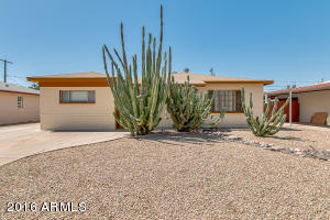 2237 E Sells Dr, Phoenix, AZ 85016 photo 1