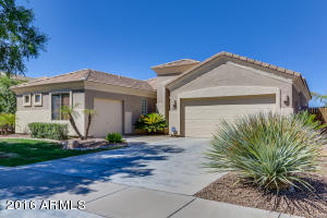 4052 S Skyline Ct, Gilbert, AZ 85297 photo 1