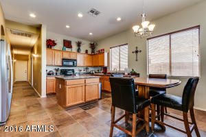 4052 S Skyline Ct, Gilbert, AZ 85297 photo 14