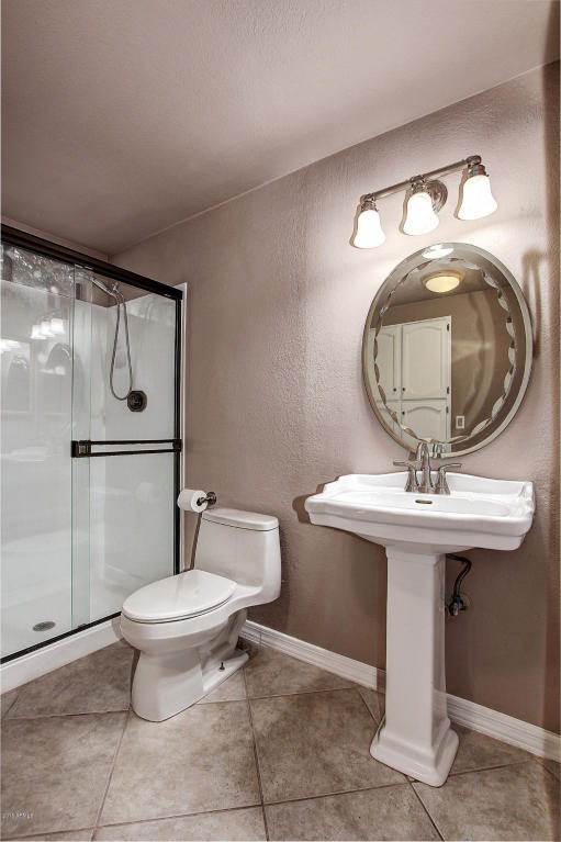 1905 E Caroline Ln, Tempe, AZ 85284 photo 19
