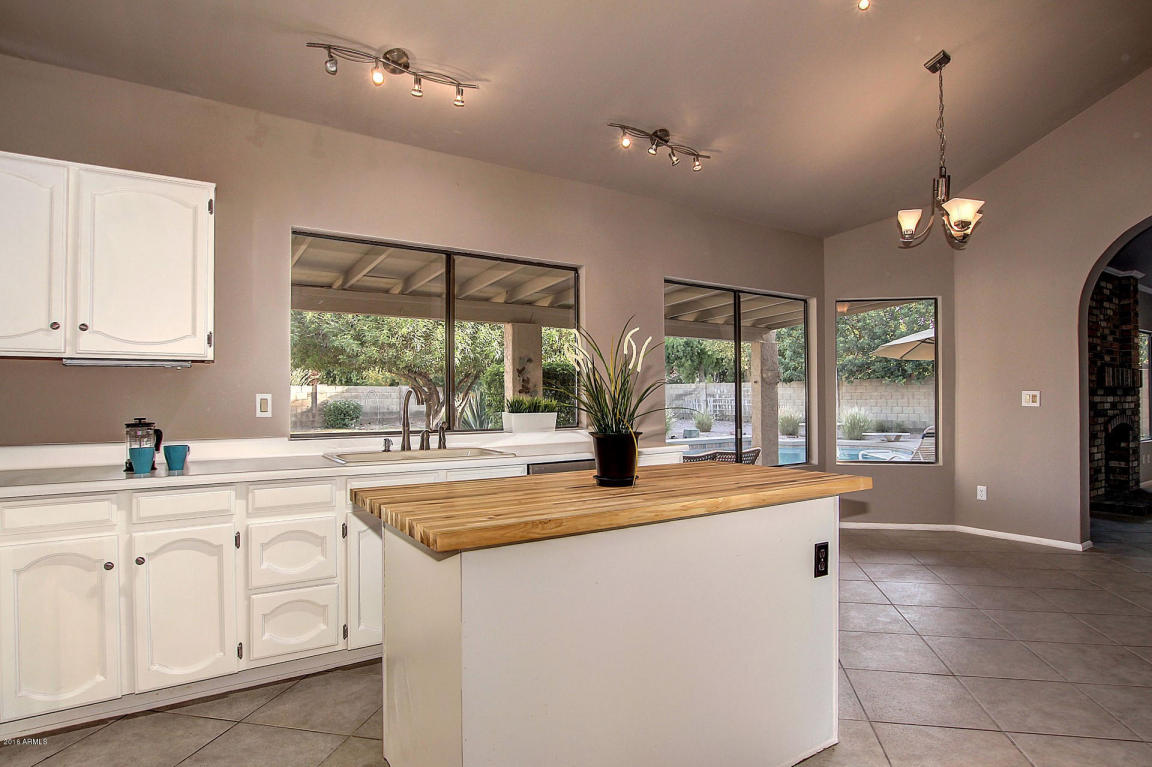 1905 E Caroline Ln, Tempe, AZ 85284 photo 13