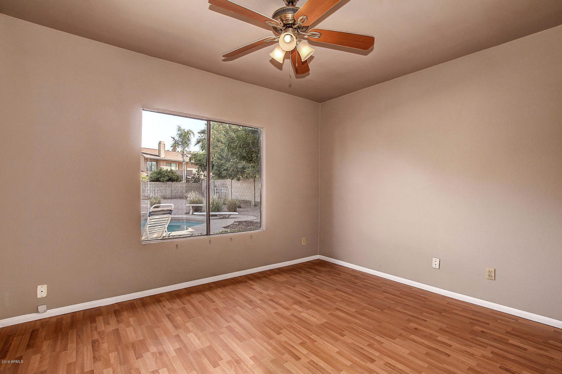 1905 E Caroline Ln, Tempe, AZ 85284 photo 17