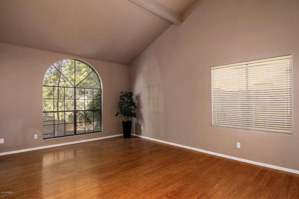 1905 E Caroline Ln, Tempe, AZ 85284 photo 5