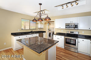 4103 E Tether Trl, Phoenix, AZ 85050 photo 9