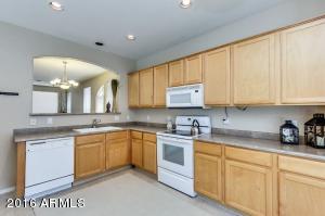 3762 E Stampede Dr, Gilbert, AZ 85297 photo 4