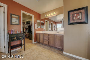 4512 E Santa Fe Ln, Gilbert, AZ 85297 photo 19