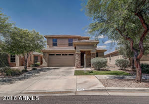4512 E Santa Fe Ln, Gilbert, AZ 85297 photo 1