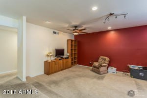 2132 E La Donna Dr, Tempe, AZ 85283 photo 4