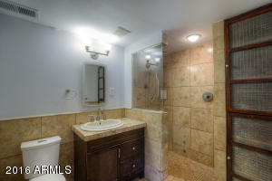 3821 N 33rd Pl, Phoenix, AZ 85018 photo 8