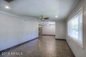 3821 N 33rd Pl, Phoenix, AZ 85018 photo 2