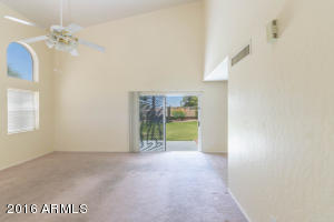 4425 E Bannock St, Phoenix, AZ 85044 photo 8