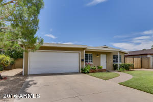 2427 E Delgado St, Phoenix, AZ 85032 photo 2