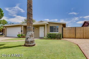 2427 E Delgado St, Phoenix, AZ 85032 photo 3
