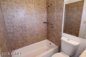 416 E Desert Dr, Phoenix, AZ 85042 photo 18